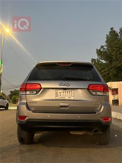جیپ گراند شیرۆکی